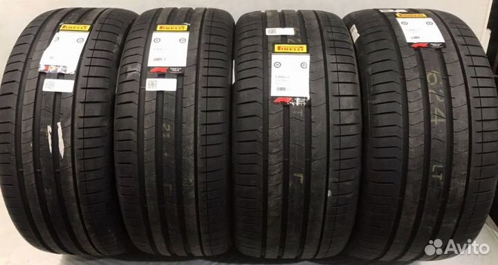 Pirelli P Zero PZ4 285/35 R21 105Y