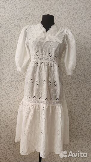 Платье женское шитье