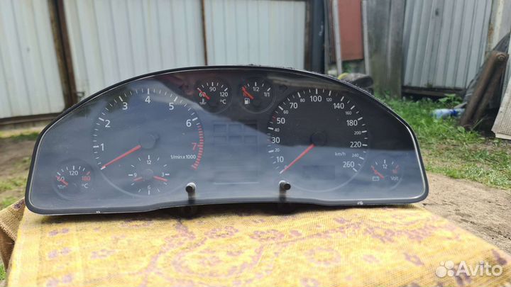 Приборная панель audi A6 C5