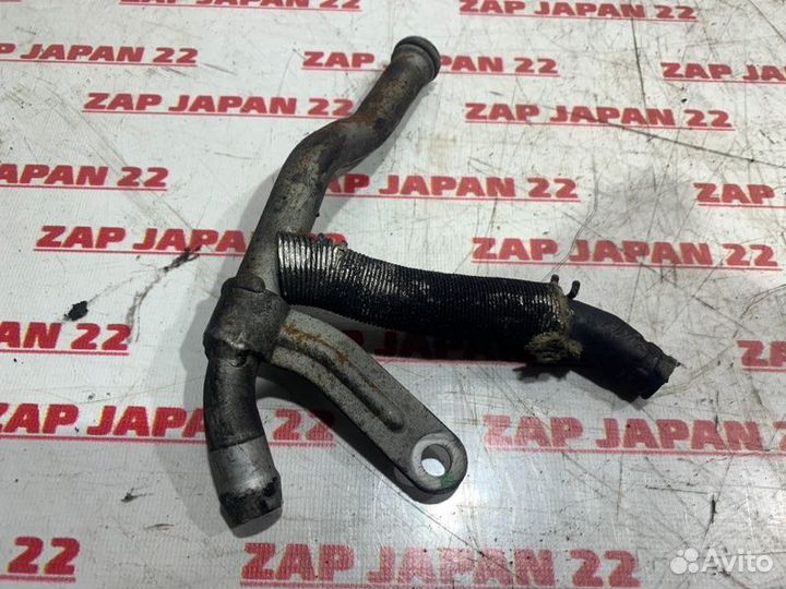 Патрубок системы охлаждения Mitsubishi Pajero