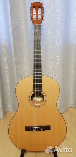 Гитара Fender. Новая