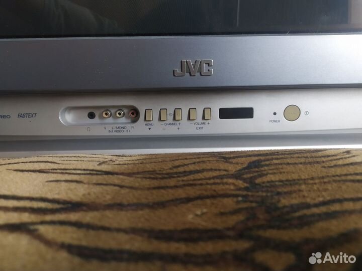 Телевизор ламповый JVC LG