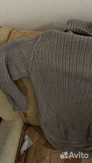 Свитер удлиненный