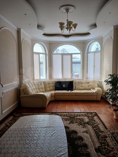 Дом 330 м² на участке 15 сот.