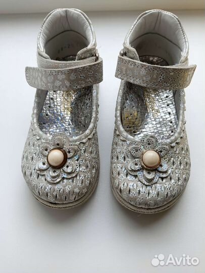 Туфли для девочки 23 размер