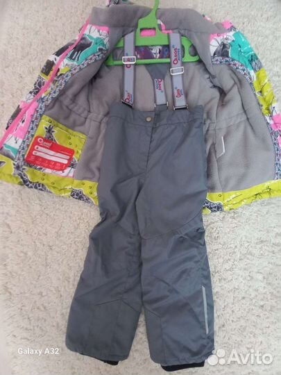 Демисезонный костюм для девочки 104
