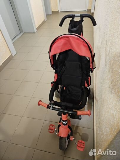Велосипед трехколесный с ручкой бу