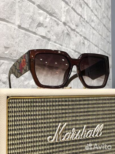 Очки солнечные женские Gucci