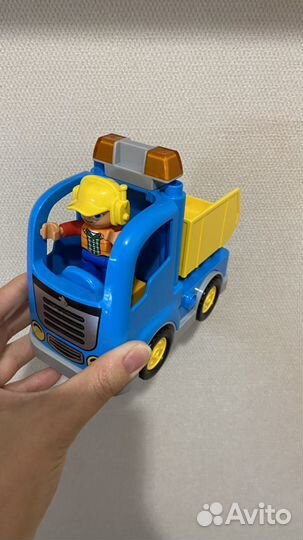 Lego duplo грузовик и гусеничный экскаватор