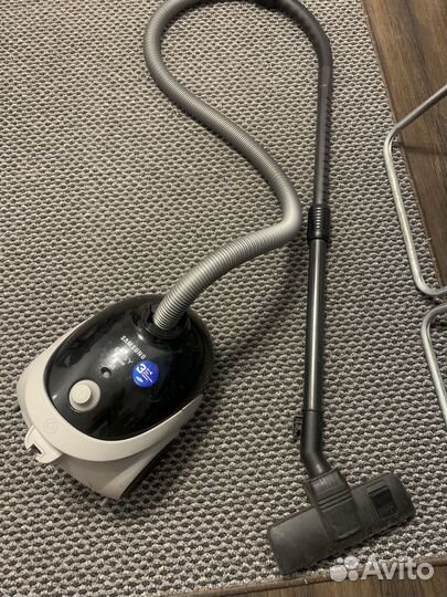 Бронь до 07.09 20:00 Пылесос Samsung SC5241