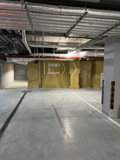 Машиноместо, 14 м²