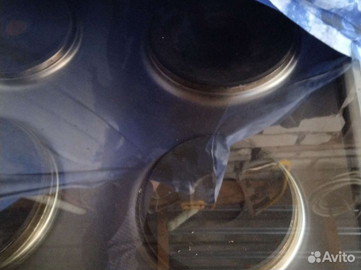 Продаю электро плиту 4-х комфорочную для столовой