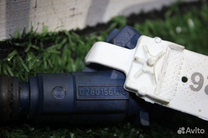 Форсунка топливная Mercedes-Benz C-Class W220 W210