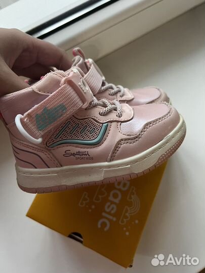 Ботинки на девочку