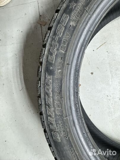 Bridgestone Blizzak LM-25 205/45 R17 84V