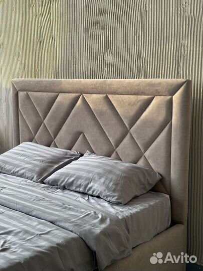 Кровати с мягким изголовьем (фабрика)