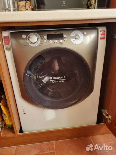 Стиральная машина hotpoint ariston aqualtis