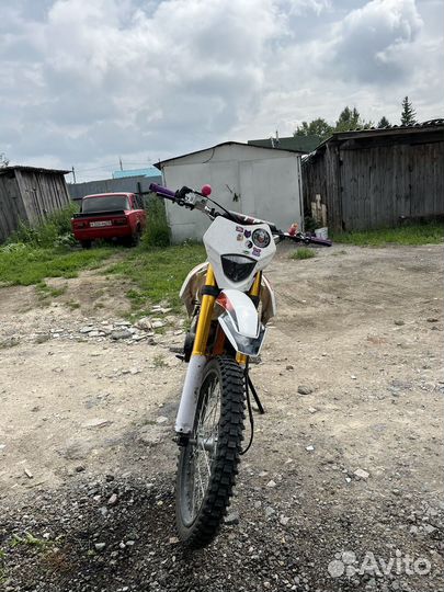 Мотоцикл Regulmoto Athlete 250