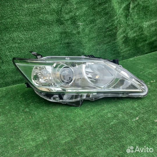 Фара передняя правая toyota camry xv 50