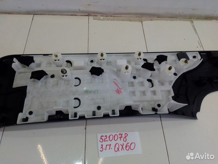 Накладка порога задняя правая (Infiniti QX60)