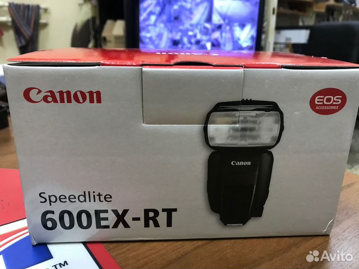 Вспышка Canon Speedlite 600 EX-RT