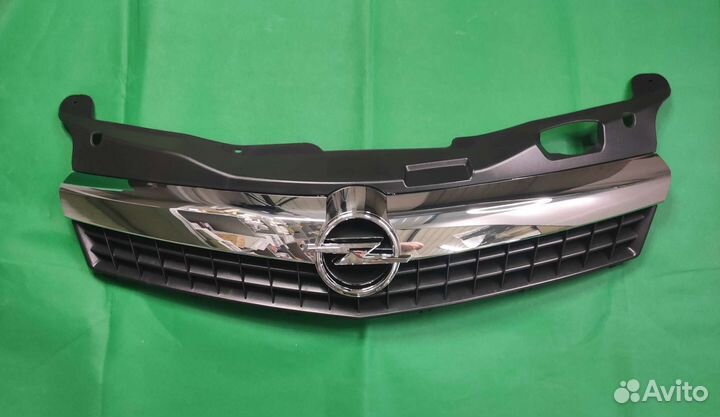 Решетка радиатора astra H cupe GTC