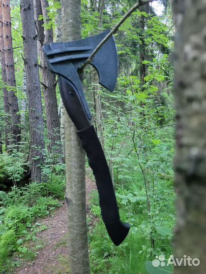 Топоры в ассортименте, кованые