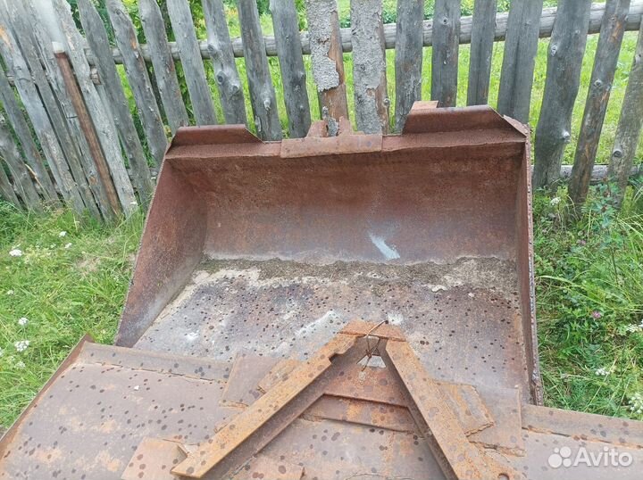 Продам ковш для трактора