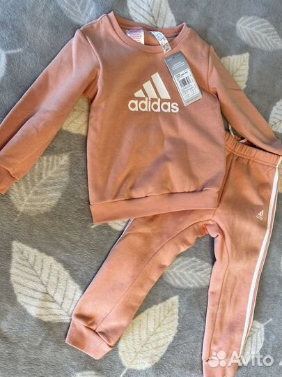 Костюм adidas новый