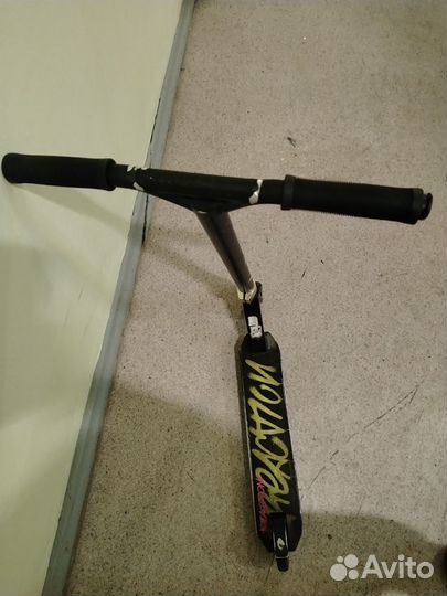 Трюковой самокат