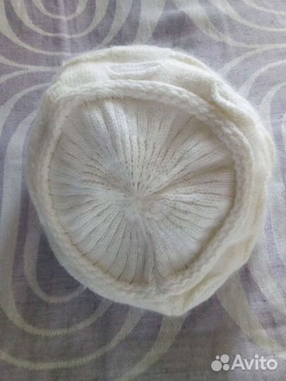 Шапка вязаная с козырьком