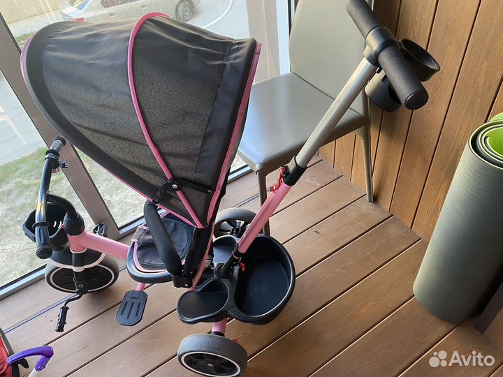 Трехколесный велосипед с родительской ручкой