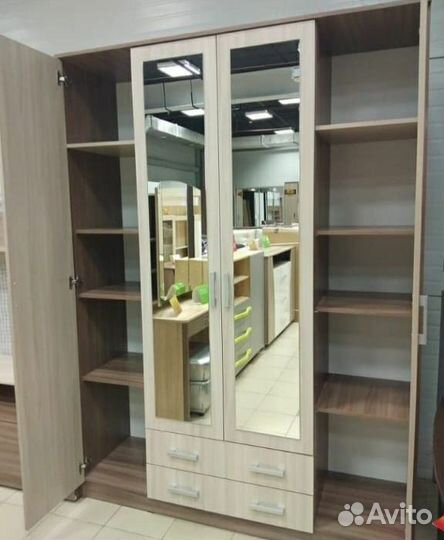 Шкаф распашной с зеркалом Новый 160 см