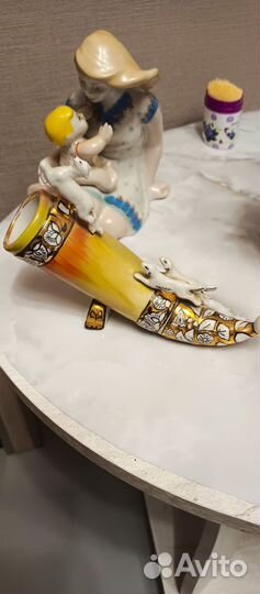 Статуэтка рог с гончими