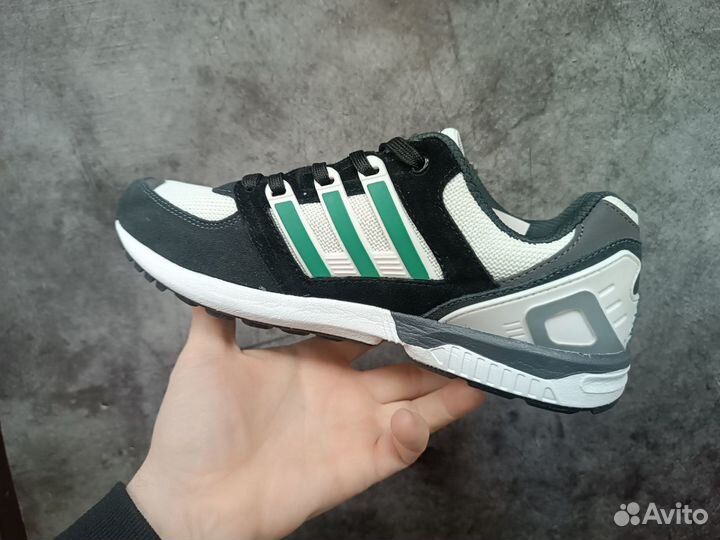 Кроссовки Adidas zx Torsion