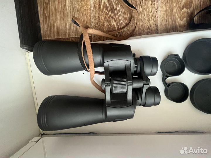 Бинокль Nikon