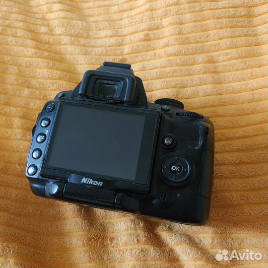 Nikon d5000 body