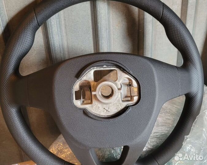 Штатный руль Лада Vesta (без кнопок)