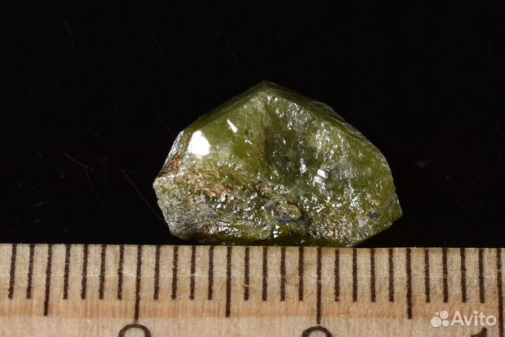 Сфен (титанит). Кристалл. Лот №327