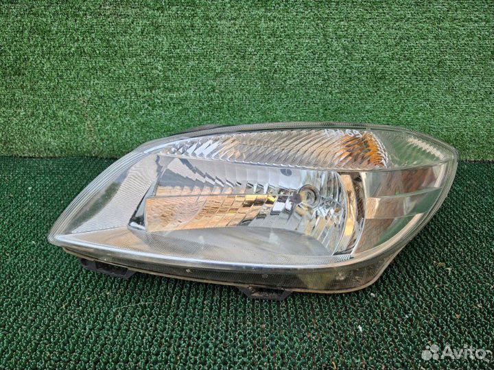Фара передняя левая Skoda Fabia 2 CGP 1.2 2014