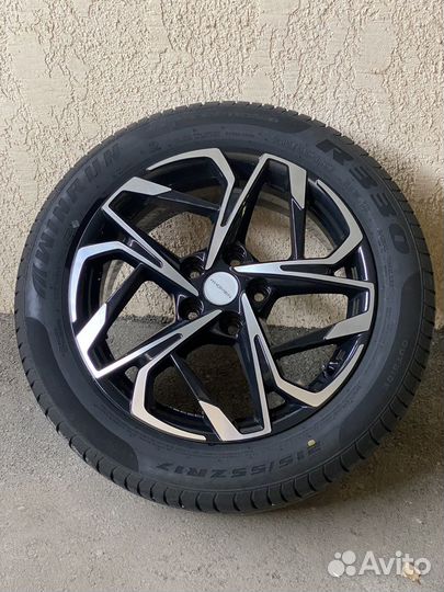 Winrun R330 215/55 R17