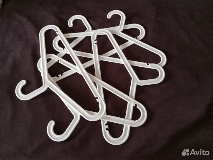 Вешалки плечики комплект