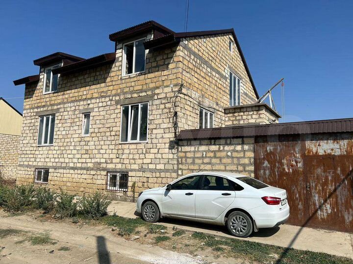 Дом 320 м² на участке 5 сот.