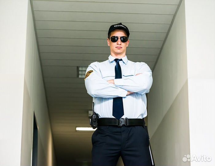 Охранник торгового зала