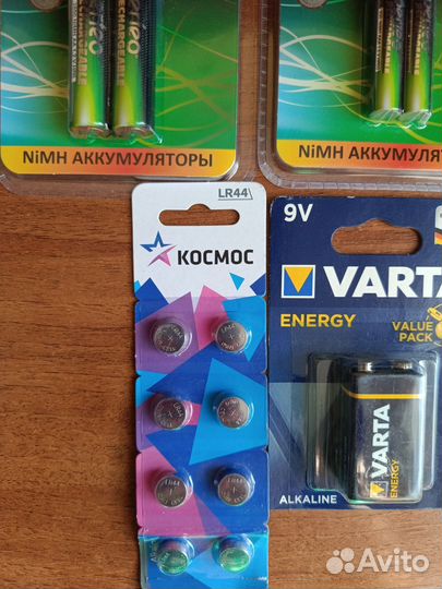 Аккумуляторные батарейки / Алкалиновые / В часы