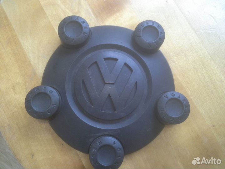 Колпак колеса (ступицы) Vw caddy