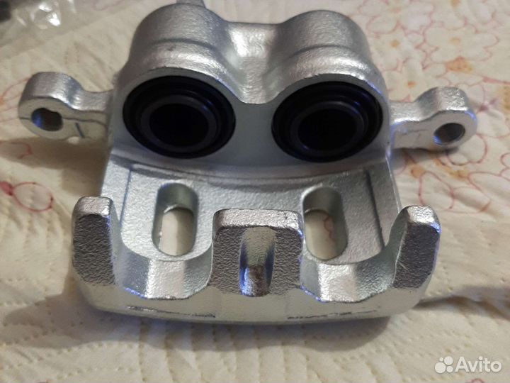 Суппорт на поджеро спорт 1 кузов