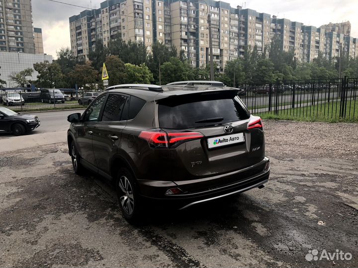 Toyota RAV4 2.0 CVT, 2018, 64 000 км