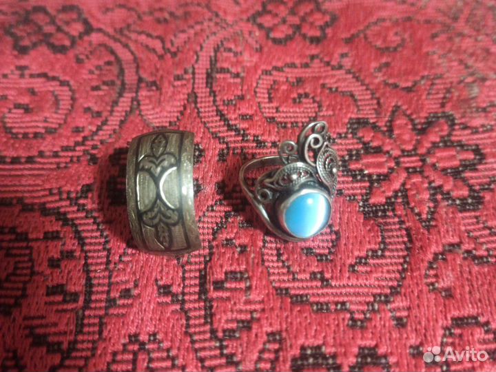 Старинная серьга из серебра и кольцо