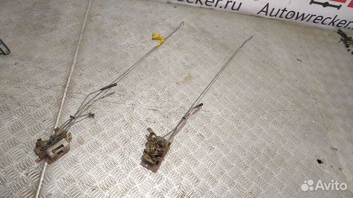 Механизм замка двери Опель Кадет